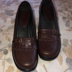 EUC Dansko Heeled Slip On Loafers 👞